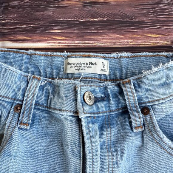 Abercrombie & Fitch 90's Relaxed Jean High Rise Womens size 28 - Picture 3 of 5